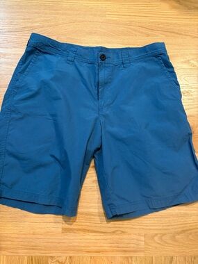 Men's Columbia Blue Chino Shorts Sz 36W 10L 100% Cotton